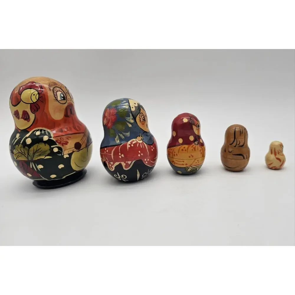 Matryoshka Russian Nesting Doll 5 Piece Set Man With Family Signed